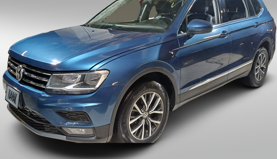 Volkswagen • Tiguan