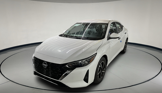 Nissan • Sentra