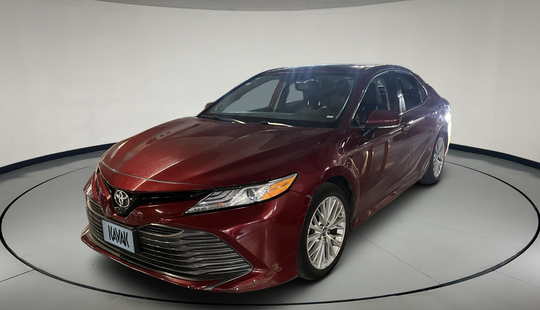 Toyota • Camry
