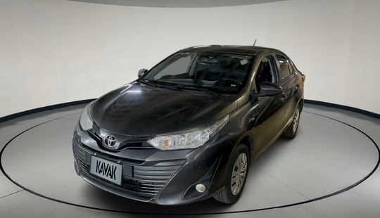 Toyota • Yaris