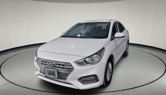 Hyundai • Accent