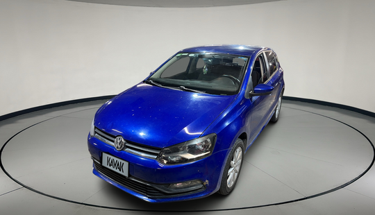 Volkswagen • Polo