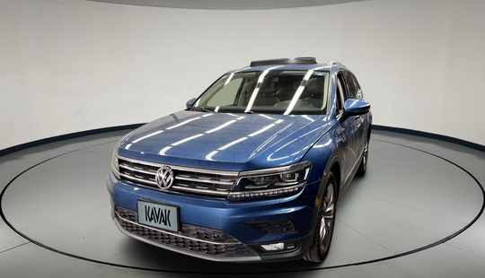 Volkswagen • Tiguan