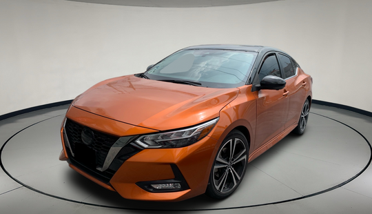Nissan • Sentra