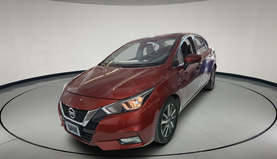 Nissan • Versa