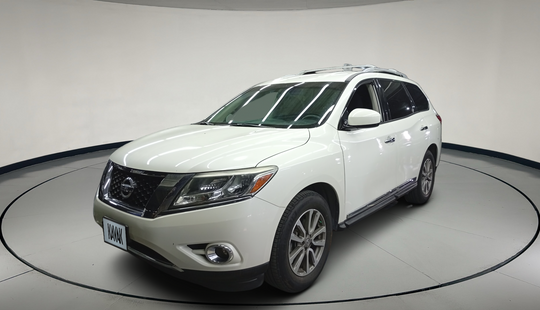 Nissan • Pathfinder