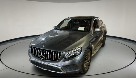 Mercedes Benz • Clase GLC