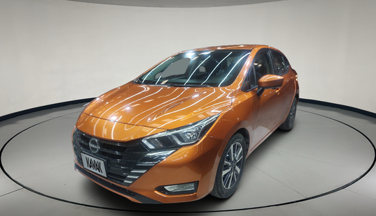 Nissan • Versa