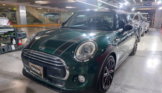 Mini • Cooper