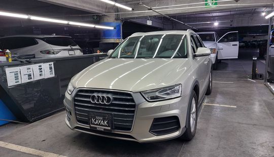 Audi • Q3