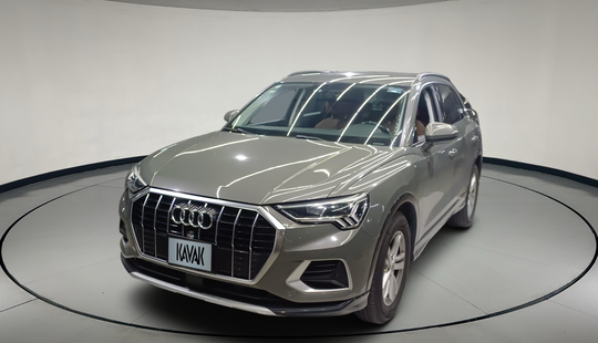 Audi • Q3