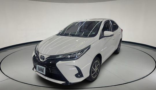 Toyota • Yaris