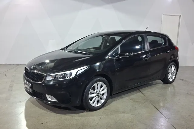 Kia · FORTE