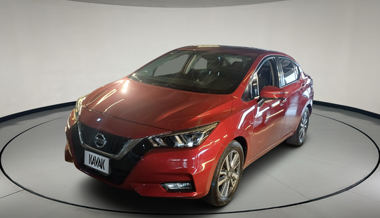 Nissan • Versa