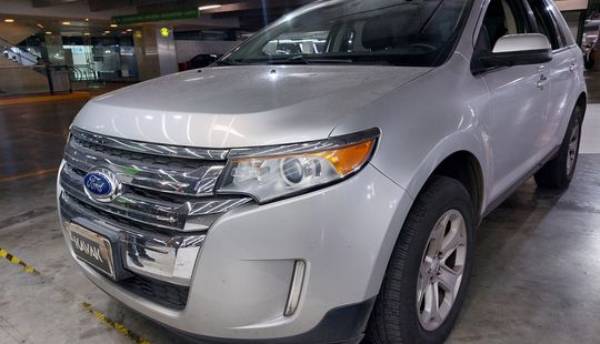 Ford • Edge