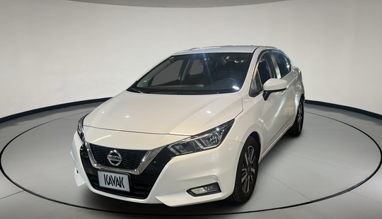 Nissan • Versa