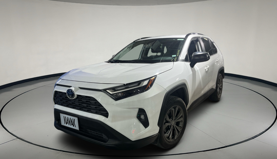 Toyota • RAV4
