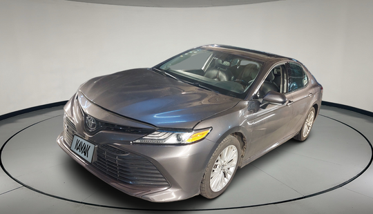 Toyota • Camry