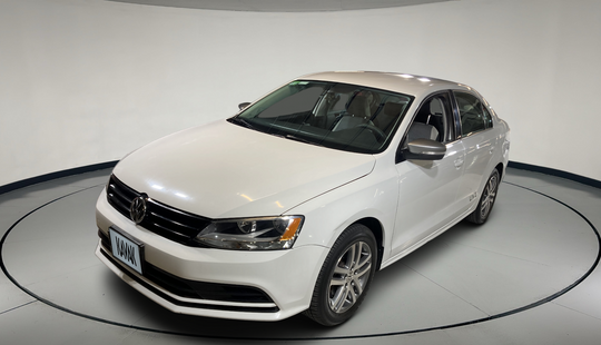 Volkswagen • Jetta