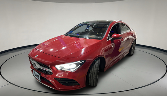 Mercedes Benz • Clase CLA