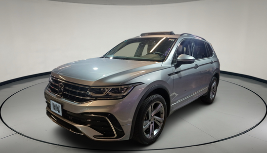 Volkswagen • Tiguan