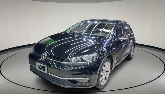 Volkswagen • Golf