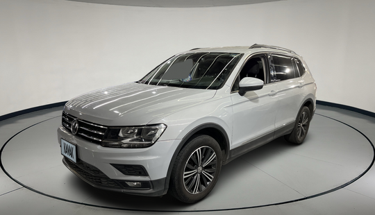 Volkswagen • Tiguan
