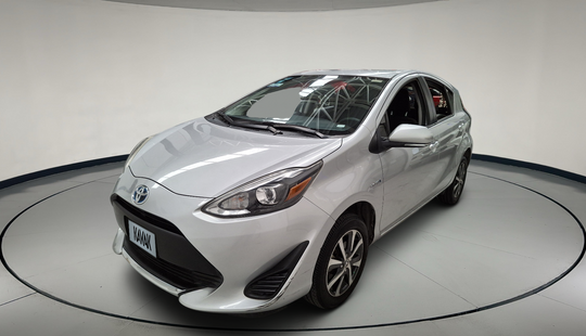 Toyota • Prius C