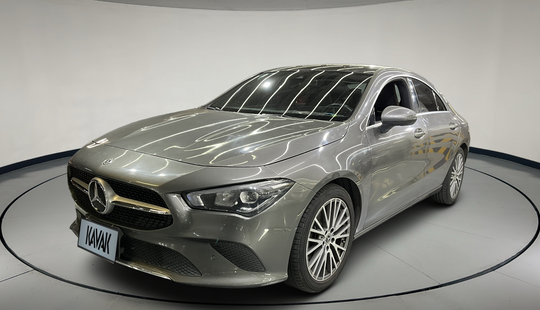 Mercedes Benz • Clase CLA