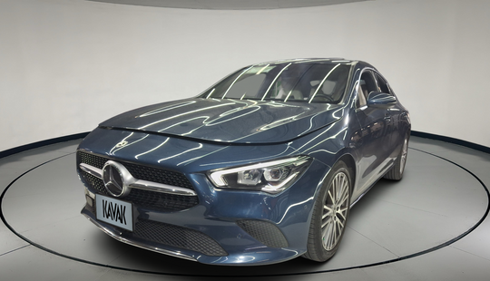 Mercedes Benz • Clase CLA