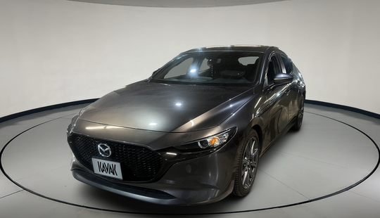Mazda • Mazda 3