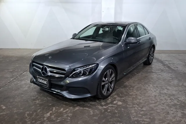 Mercedes Benz · Clase C
