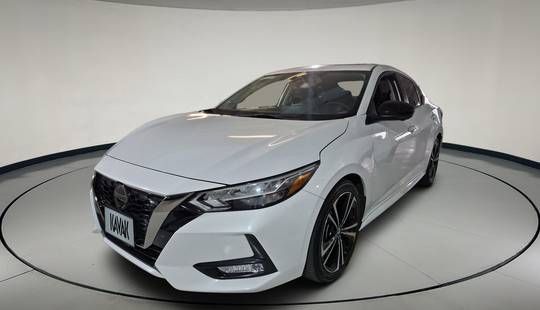 Nissan • Sentra