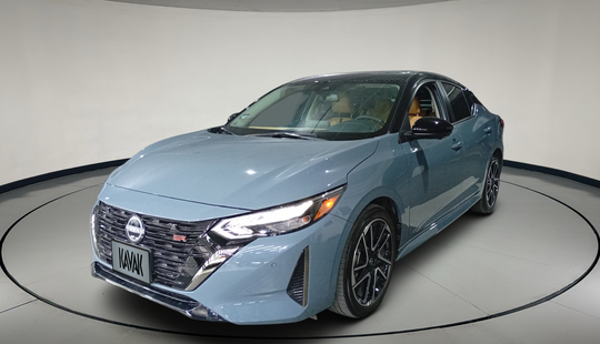 Nissan • Sentra