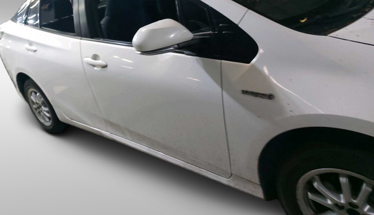 Toyota • Prius