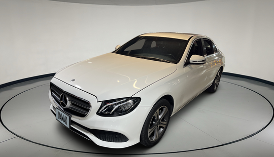 Mercedes Benz • Clase E