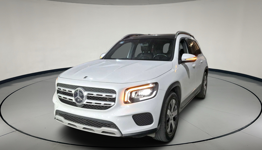 Mercedes Benz • Clase GLB