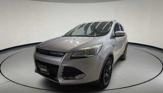 Ford • Escape