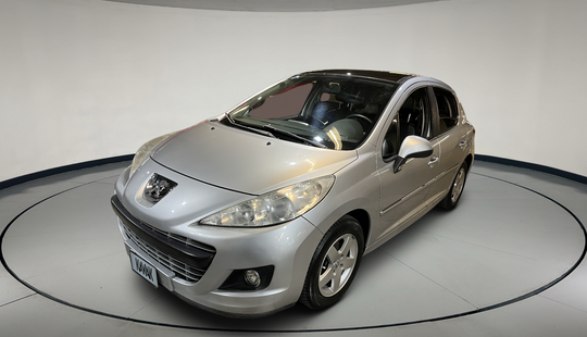 Peugeot • 207