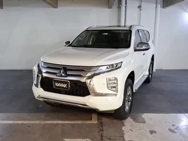 Mitsubishi Montero