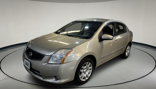 Nissan • Sentra