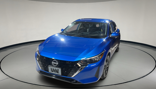 Nissan • Sentra