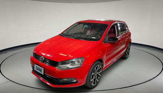 Volkswagen • Polo