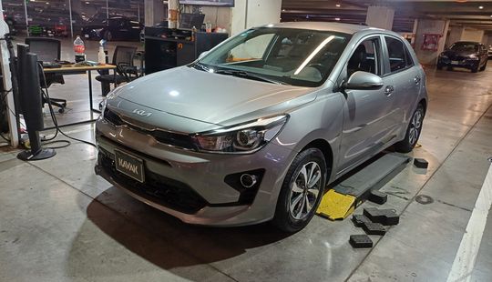 Kia • Rio