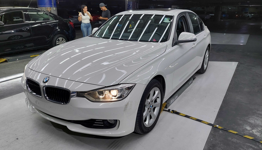 Bmw • Serie 3