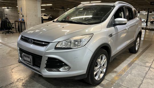 Ford • Escape