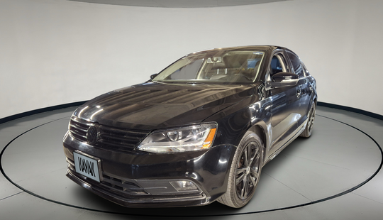 Volkswagen • Jetta