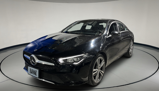Mercedes Benz • Clase CLA