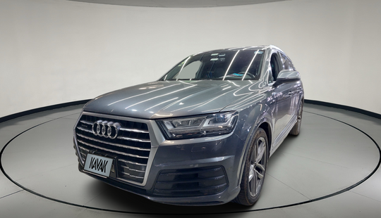 Audi • Q7