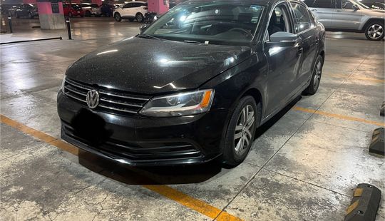 Volkswagen • Jetta